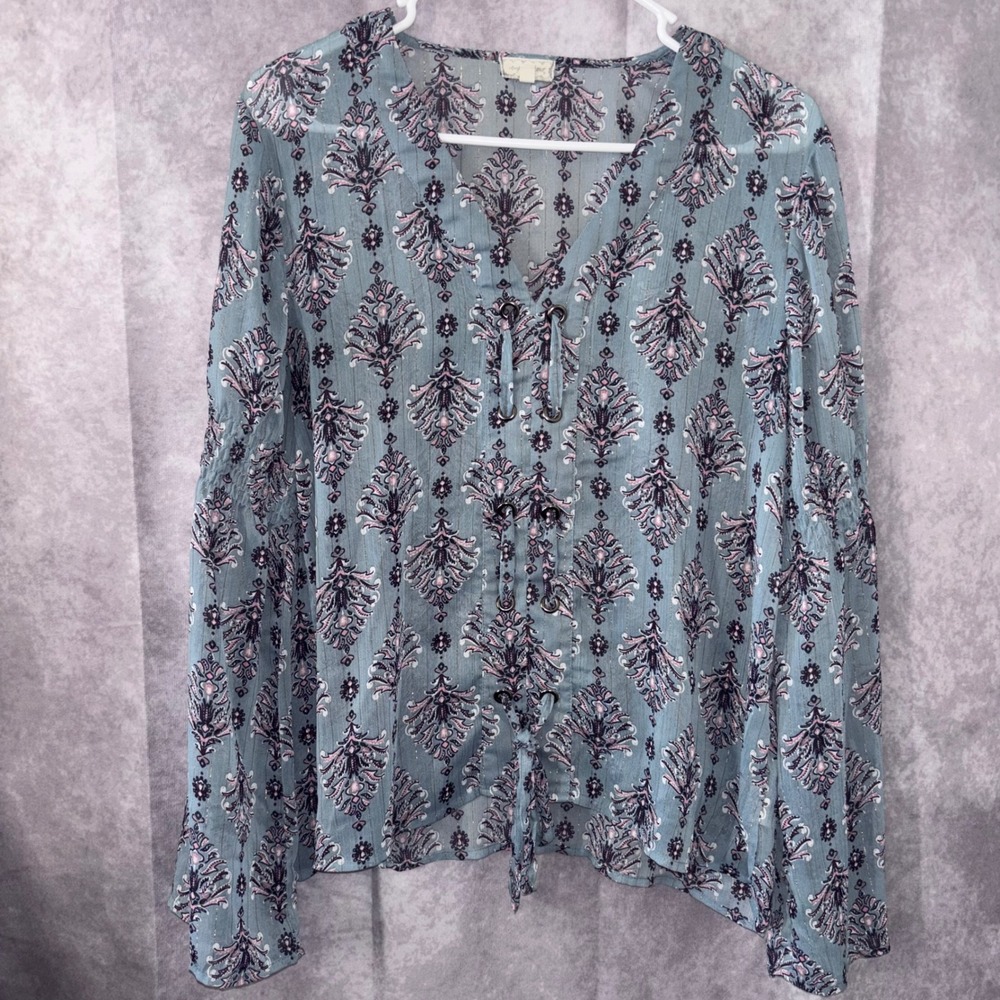 Eyeshadow Women's Medium Lace Up Grommet Blouse Blue Paisley Metallic Boho‎